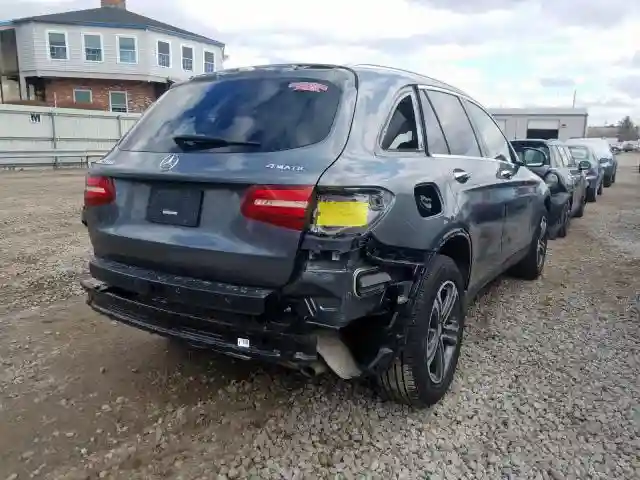 WDC0G4KB5GF051206 2016 MERCEDES-BENZ GLC 300 4MATIC-3