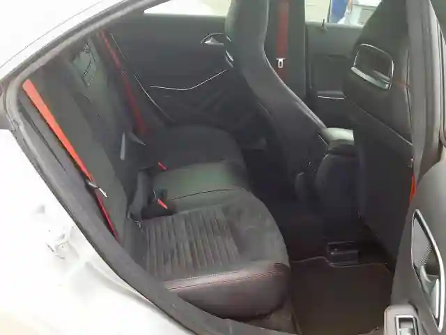 WDDSJ4EB0GN391211 2016 MERCEDES-BENZ CLA 250-5
