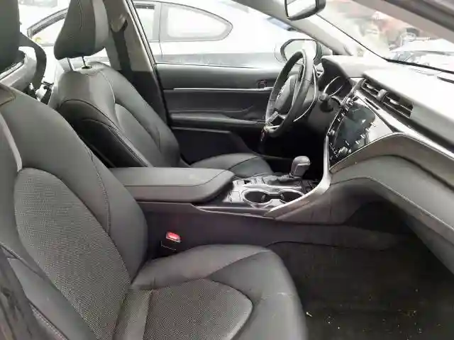 4T1B61HK0JU090338 2018 TOYOTA CAMRY XSE-4