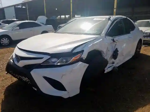 4T1J11AK3LU308523 2020 TOYOTA CAMRY SE-1