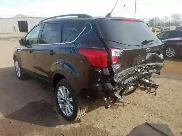 1FMCU0HD9KUC44150 2019 FORD ESCAPE SEL-2