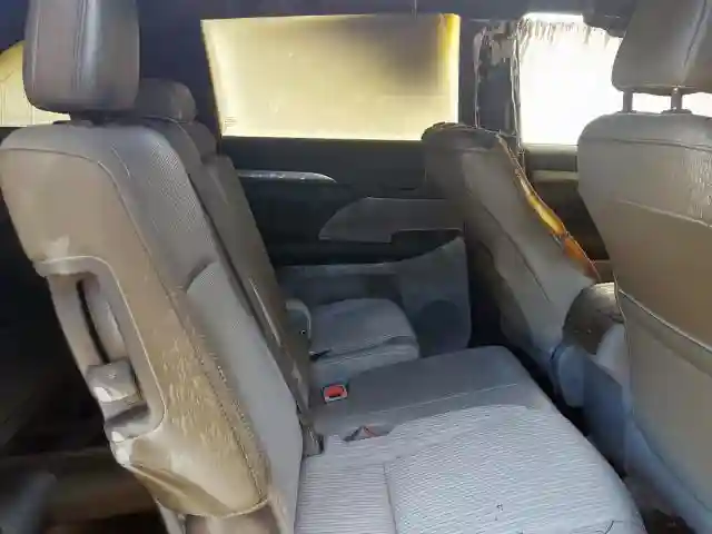 5TDBZRFH6KS734464 2019 TOYOTA HIGHLANDER LE-5