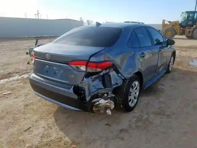 5YFEPRAEXLP105980 2020 TOYOTA COROLLA LE-3