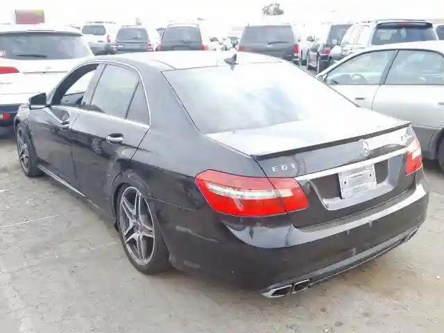 WDDHF7HB4BA305181 2011 MERCEDES-BENZ E 63 AMG-2