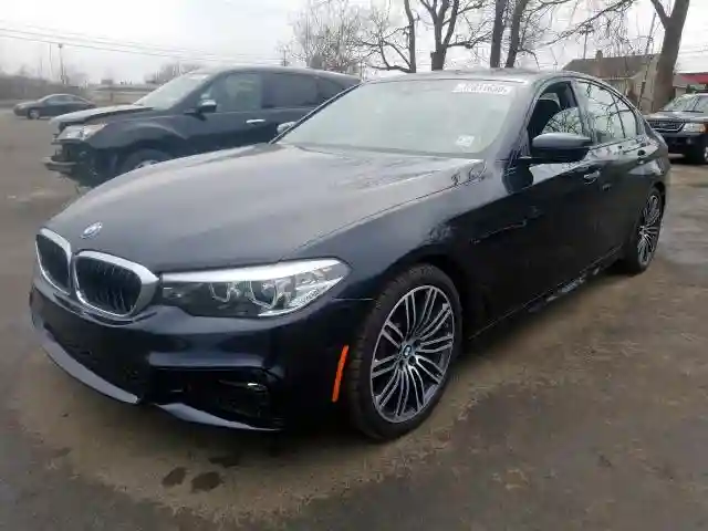 WBAJA7C57JG907481 2018 BMW 530 XI-1