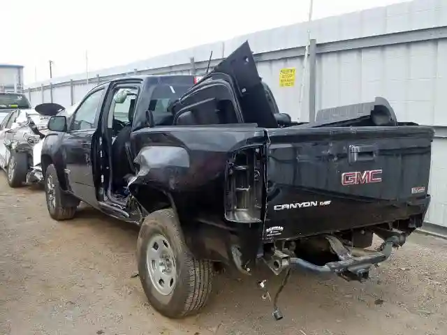 1GTG6CEN8J1316082 2018 GMC CANYON SLE-2