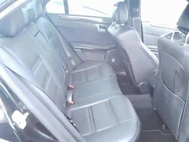 WDDHF7HB4BA305181 2011 MERCEDES-BENZ E 63 AMG-5
