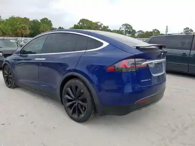 5YJXCBE25GF014581 2016 TESLA MODEL X-2