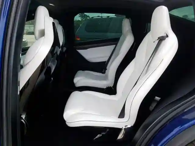 5YJXCBE25GF014581 2016 TESLA MODEL X-5