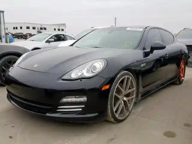 WP0AA2A71DL013711 2013 PORSCHE PANAMERA 2-1