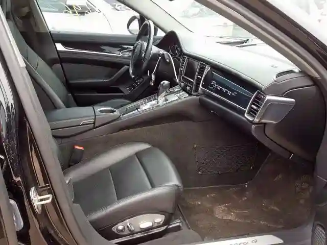 WP0AA2A71DL013711 2013 PORSCHE PANAMERA 2-4