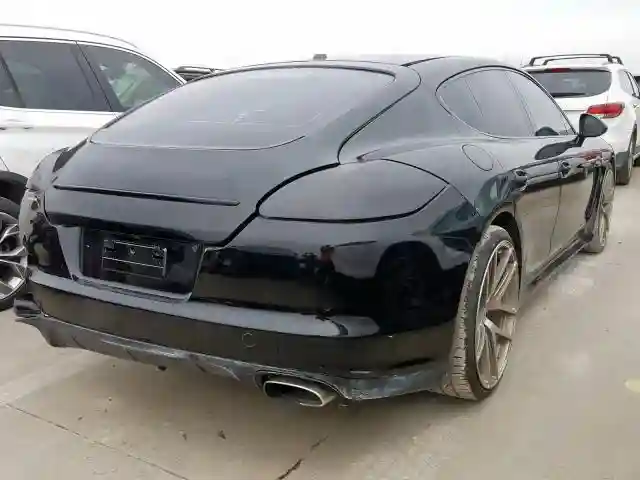 WP0AA2A71DL013711 2013 PORSCHE PANAMERA 2-3
