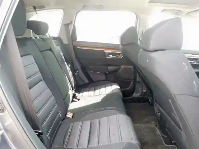 5J6RW1H58JA005710 2018 HONDA CR-V EX-5