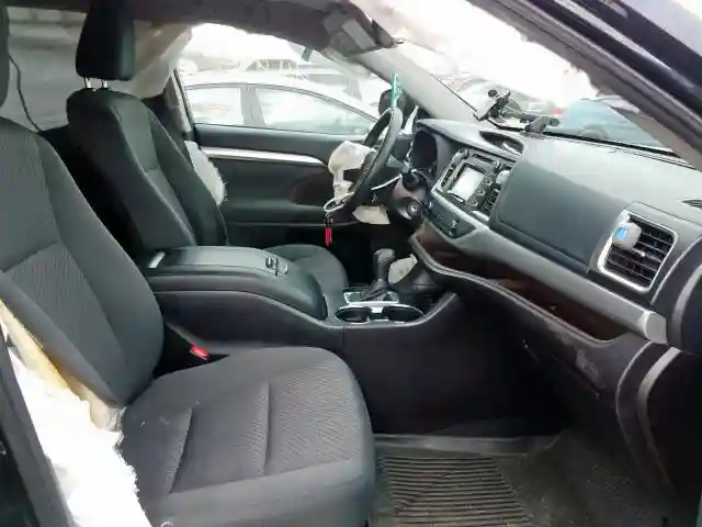 5TDBZRFH9JS899715 2018 TOYOTA HIGHLANDER LE-4