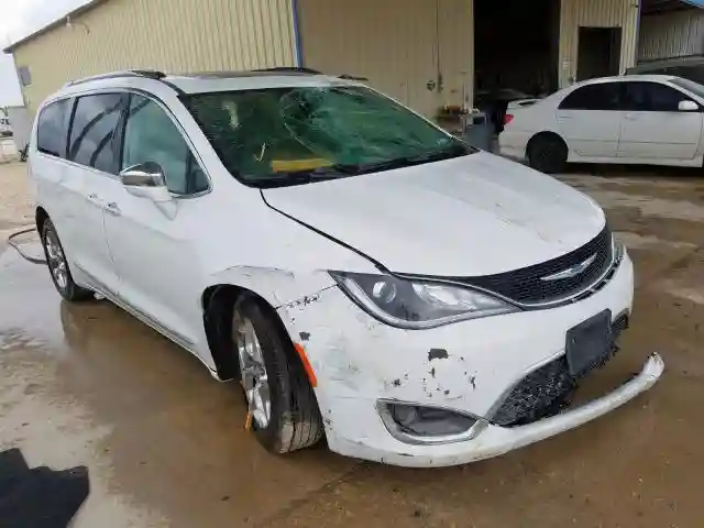 2C4RC1GG2KR551711 2019 CHRYSLER PACIFICA LIMITED-0