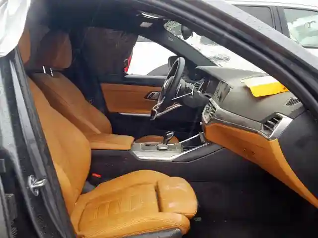 WBA5R1C50KAK08205 2019 BMW 330I-4