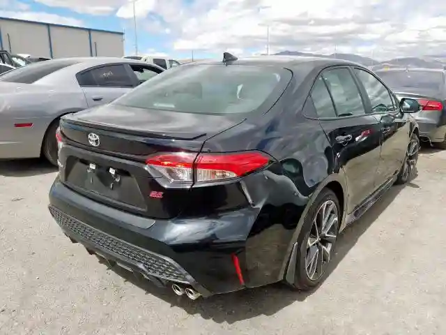 5YFP4RCE0LP033878 2020 TOYOTA COROLLA SE-3