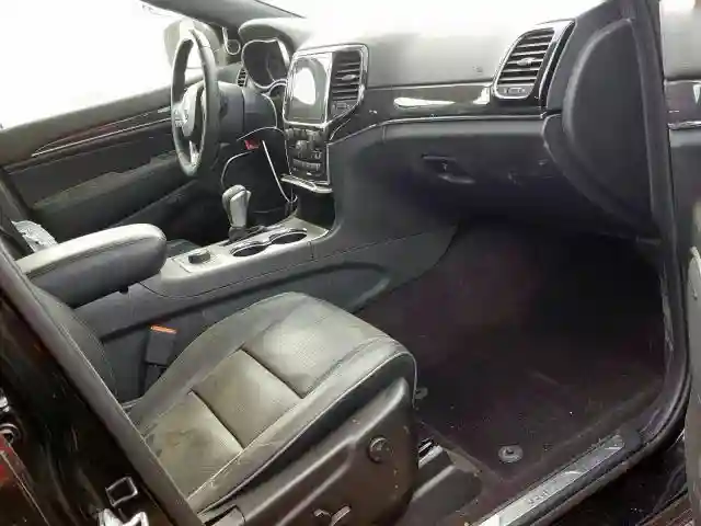 1C4RJFCTXKC552863 2019 JEEP GRAND CHEROKEE OVERLAND-4