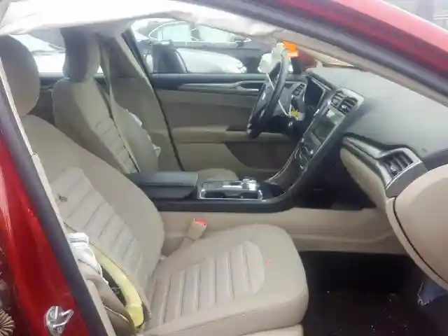 3FA6P0HD8KR201392 2019 FORD FUSION SE-4