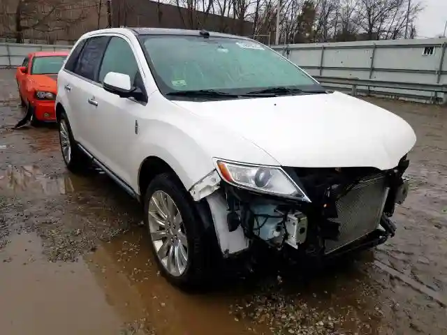 2LMDJ8JK0EBL15979 2014 LINCOLN MKX-0
