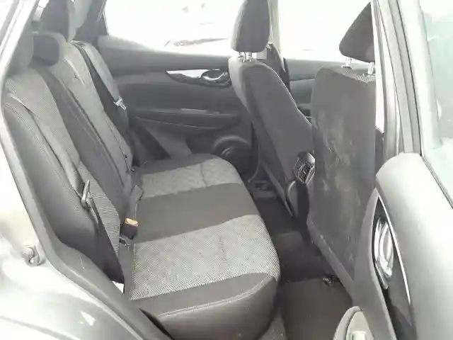 JN1BJ1CR6JW281101 2018 NISSAN ROGUE SPORT S-5