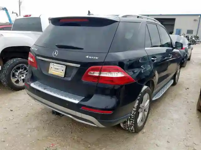4JGDA5HBXEA430701 2014 MERCEDES-BENZ ML 350 4MATIC-3