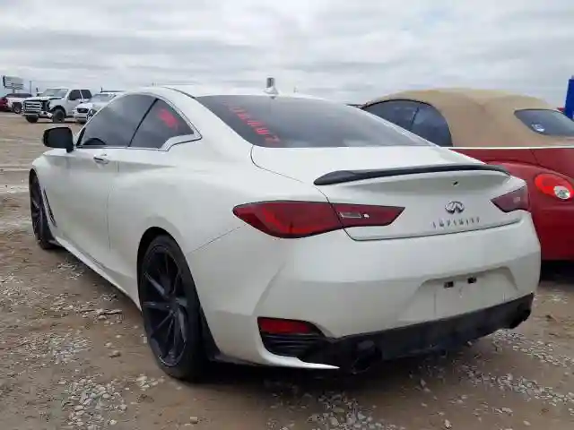 JN1EV7EK2JM340029 2018 INFINITI Q60 LUXE 300-2