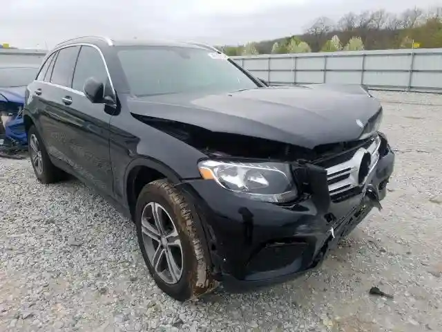 WDC0G4KB8HF173155 2017 MERCEDES-BENZ GLC 300 4MATIC-0