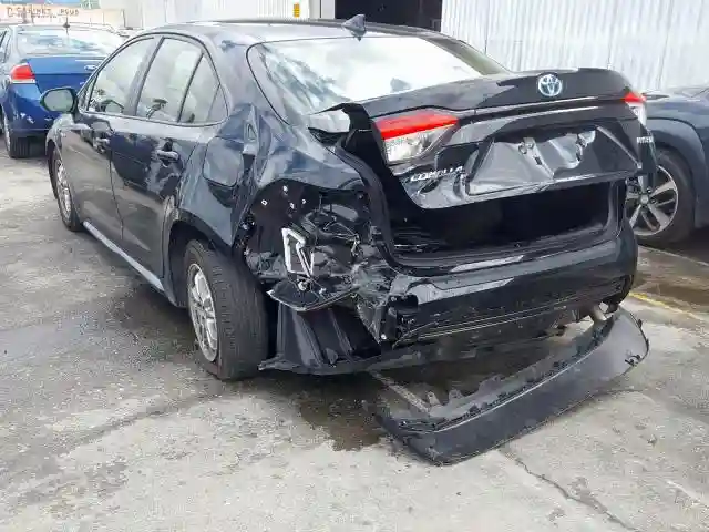 JTDEBRBE8LJ013428 2020 TOYOTA COROLLA LE-2