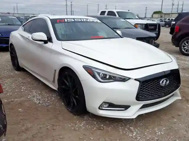 JN1EV7EK2JM340029 2018 INFINITI Q60 LUXE 300-0