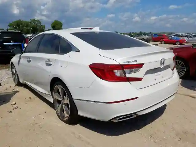 1HGCV2F98KA033164 2019 HONDA ACCORD TOURING-2