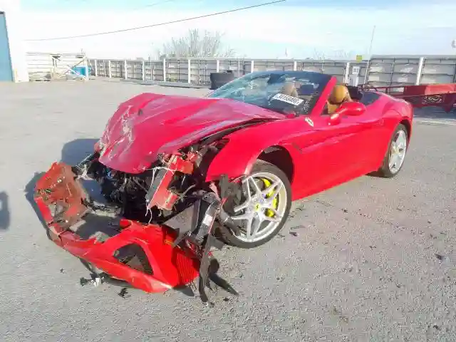 ZFF77XJA3F0210368 2015 FERRARI CALIFORNIA T-1