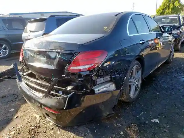 WDDZF4JBXKA605630 2019 MERCEDES-BENZ E 300-3
