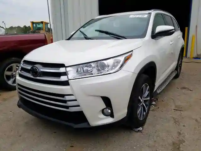 5TDKZRFH2JS542893 2018 TOYOTA HIGHLANDER SE-1