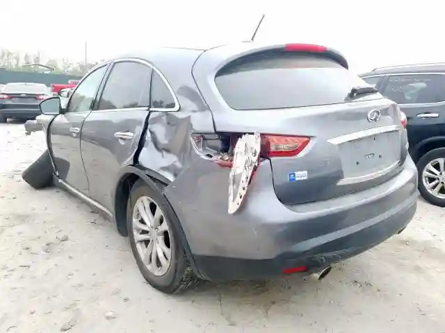 JN8CS1MW7HM414395 2017 INFINITI QX70-2