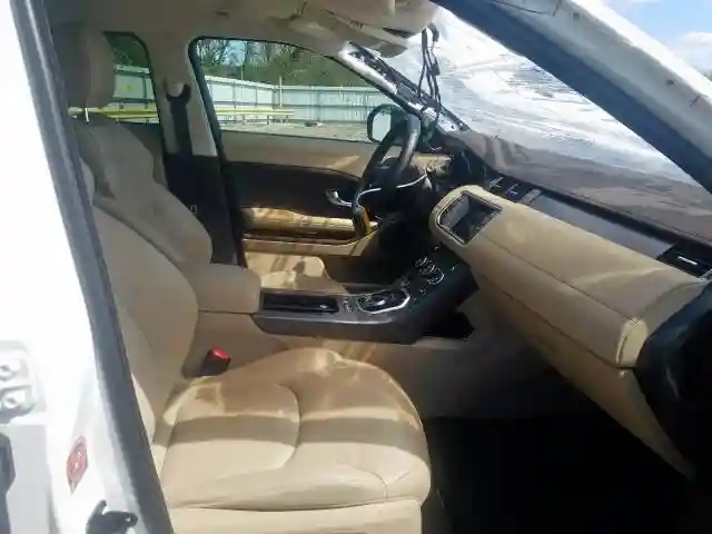 SALVP2RX5JH302795 2018 LAND ROVER RANGE ROVER EVOQUE SE-4