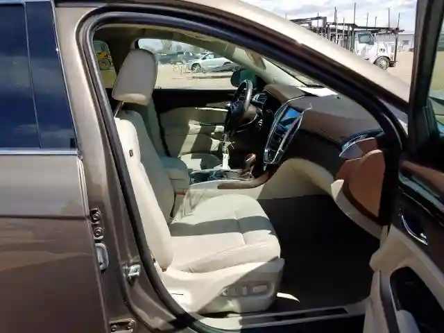 3GYFNFE33FS559796 2015 CADILLAC SRX PERFORMANCE COLLECTION-4