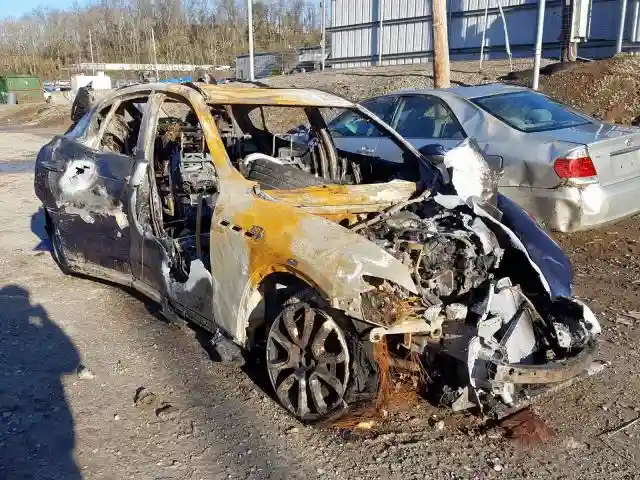 ZN661YUL4HX214307 2017 MASERATI LEVANTE S LUXURY-0