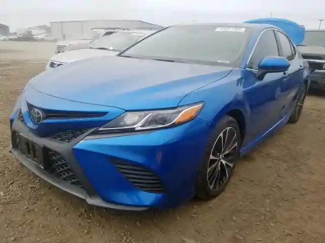 4T1B11HK1JU120168 2018 TOYOTA CAMRY L-1