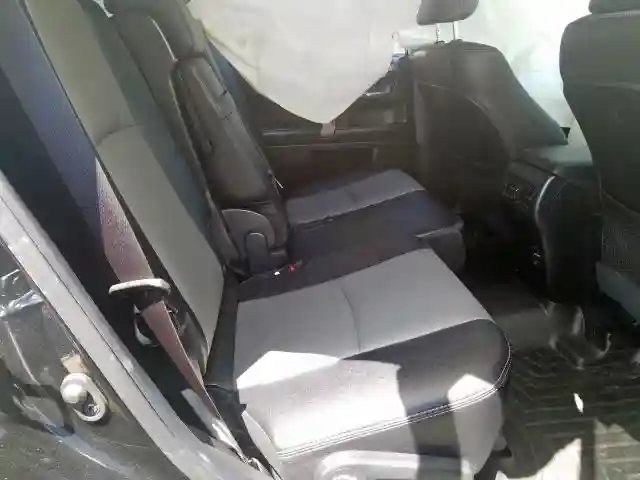 JTEZU5JR9K5200527 2019 TOYOTA 4RUNNER SR5-5