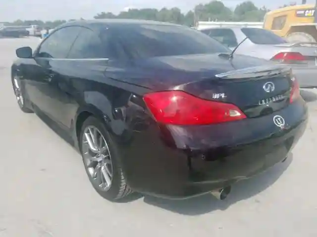 JN1CV6FE8FM810274 2015 INFINITI Q60 BASE-2