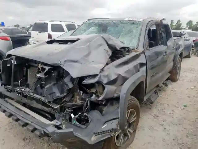 5TFCZ5AN7JX165188 2018 TOYOTA TACOMA DOUBLE CAB-1