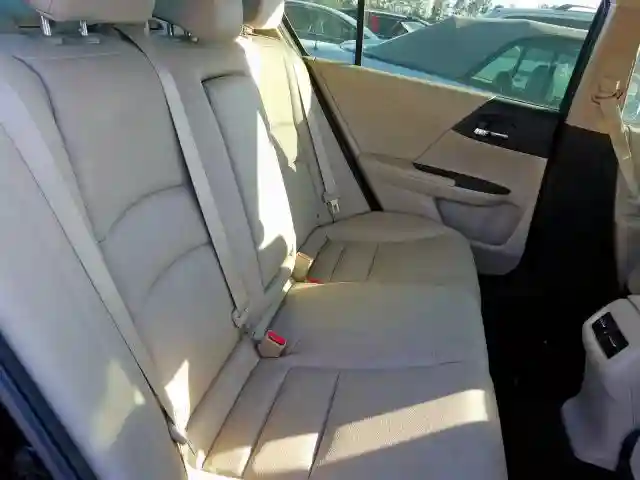 JHMCR6F74HC011022 2017 HONDA ACCORD TOURING HYBRID-5