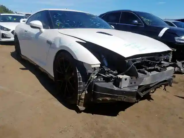 JN1AR5EF5BM240244 2011 NISSAN GT-R BASE-0
