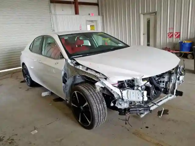 4T1B61HK3KU298022 2019 TOYOTA CAMRY XSE-0