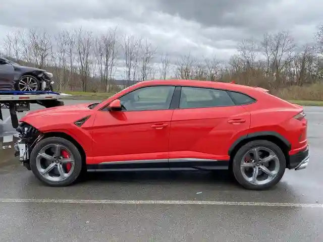 ZPBUA1ZL8KLA01103 2019 LAMBORGHINI URUS-4