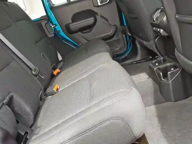 1C4HJXDN2LW172076 2020 JEEP WRANGLER UNLIMITED SPORT-5
