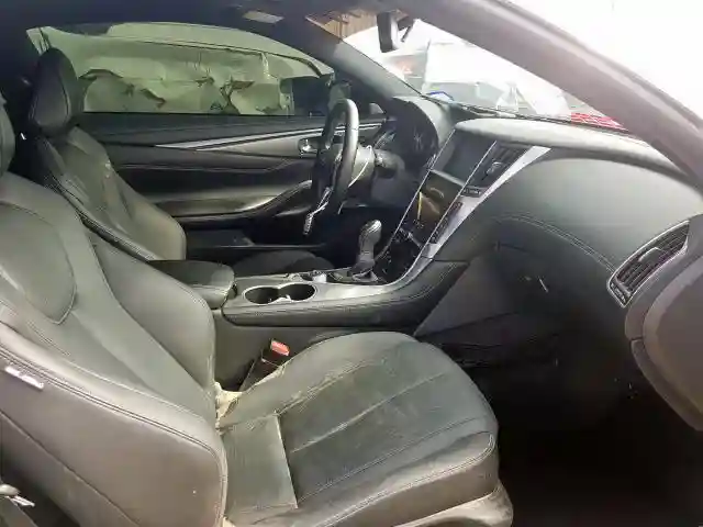 JN1EV7EK2JM340029 2018 INFINITI Q60 LUXE 300-4