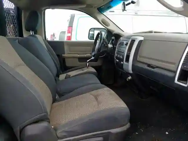 3D6WF4ELXBG570437 2011 DODGE RAM 3500 ST-4