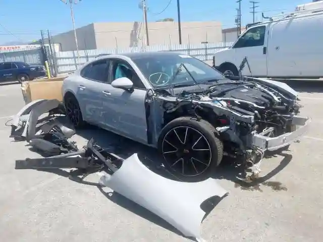 WP0AB2A79JL132910 2018 PORSCHE PANAMERA 4S-0